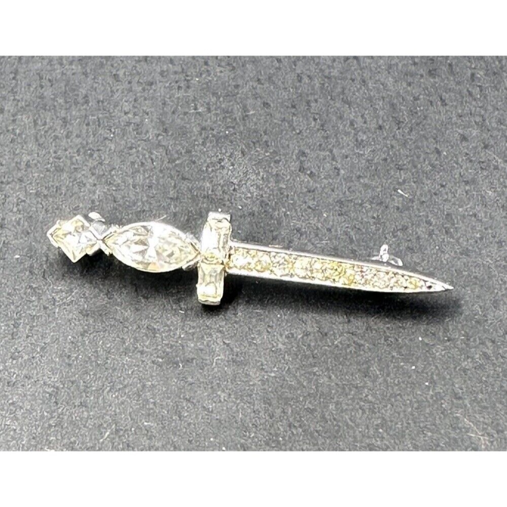 1950’s Crown Trifari Petite Dagger Sword Crystal Rhinestone Pin Brooch 1.5”